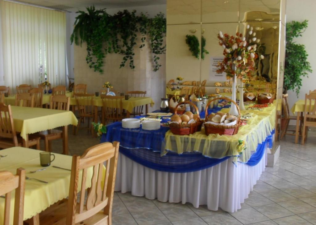 Perelka Natura Tour Hotel Cisna Exterior foto